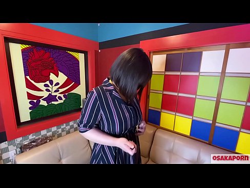 ❤️ Японская мілка з вялікімі сіськамі мастурбуе з дапамогай сэкс-цацак і адчувае аргазм. Яна распавядае ў інтэрв'ю пра свой ебаны вопыт. Вялізныя цыцкі і валасатая шапіках гучна стогнуць. Осакапорн ❌ Порна у порна be.xxxshake.ru ❌