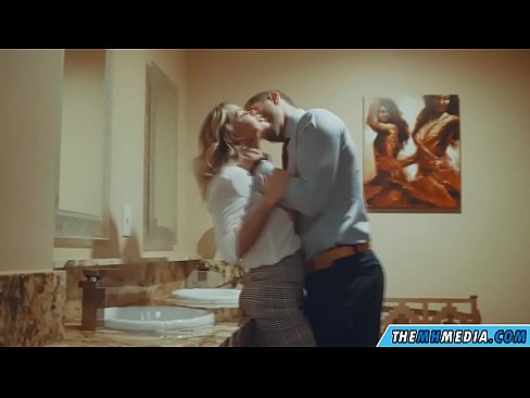❤️ Калі грудастая бландынка спакушае цябе ў грамадскім туалете ❌ Порна у порна be.xxxshake.ru ❌